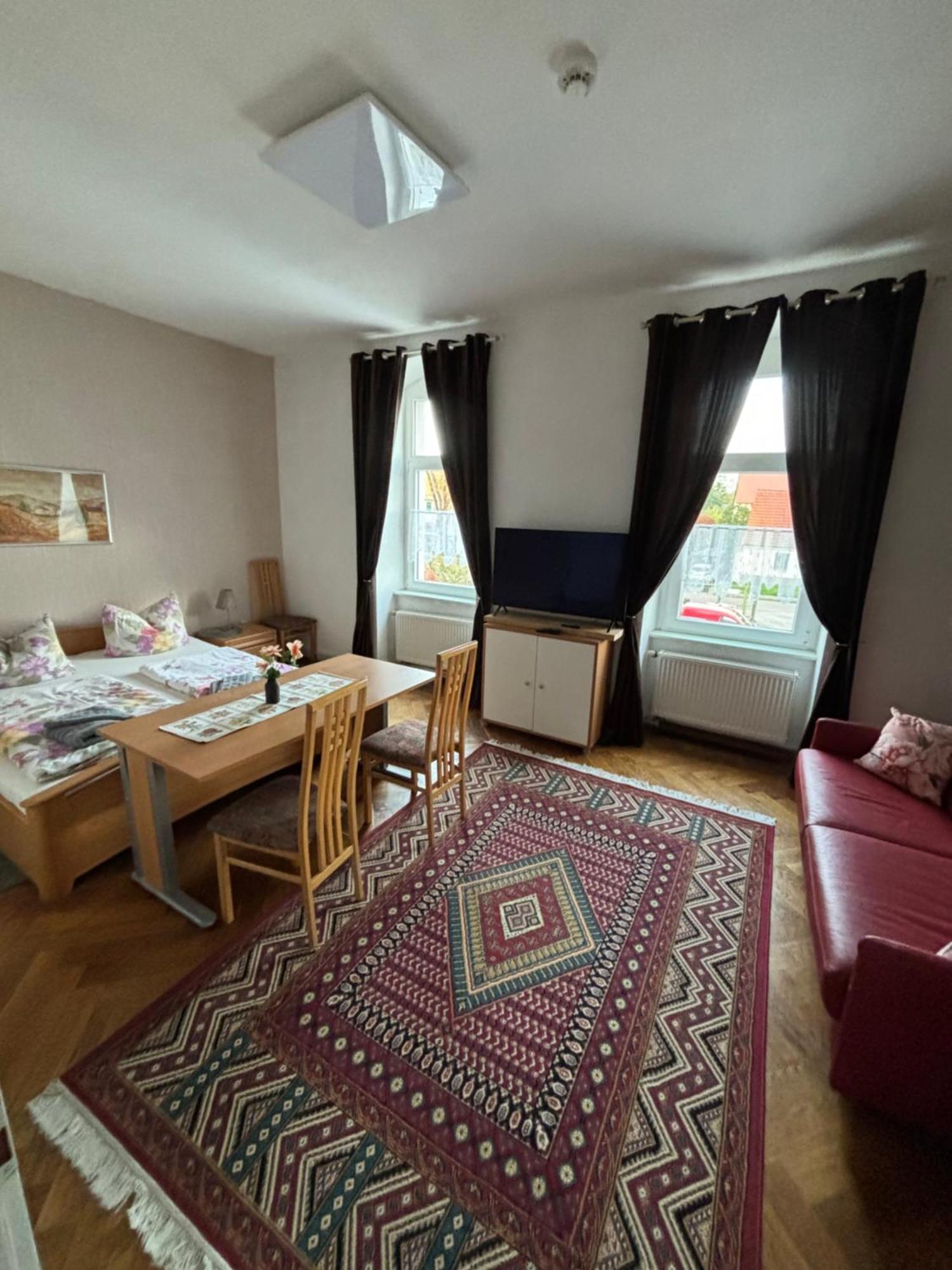 Pension Gutshaus Halle  외부 사진